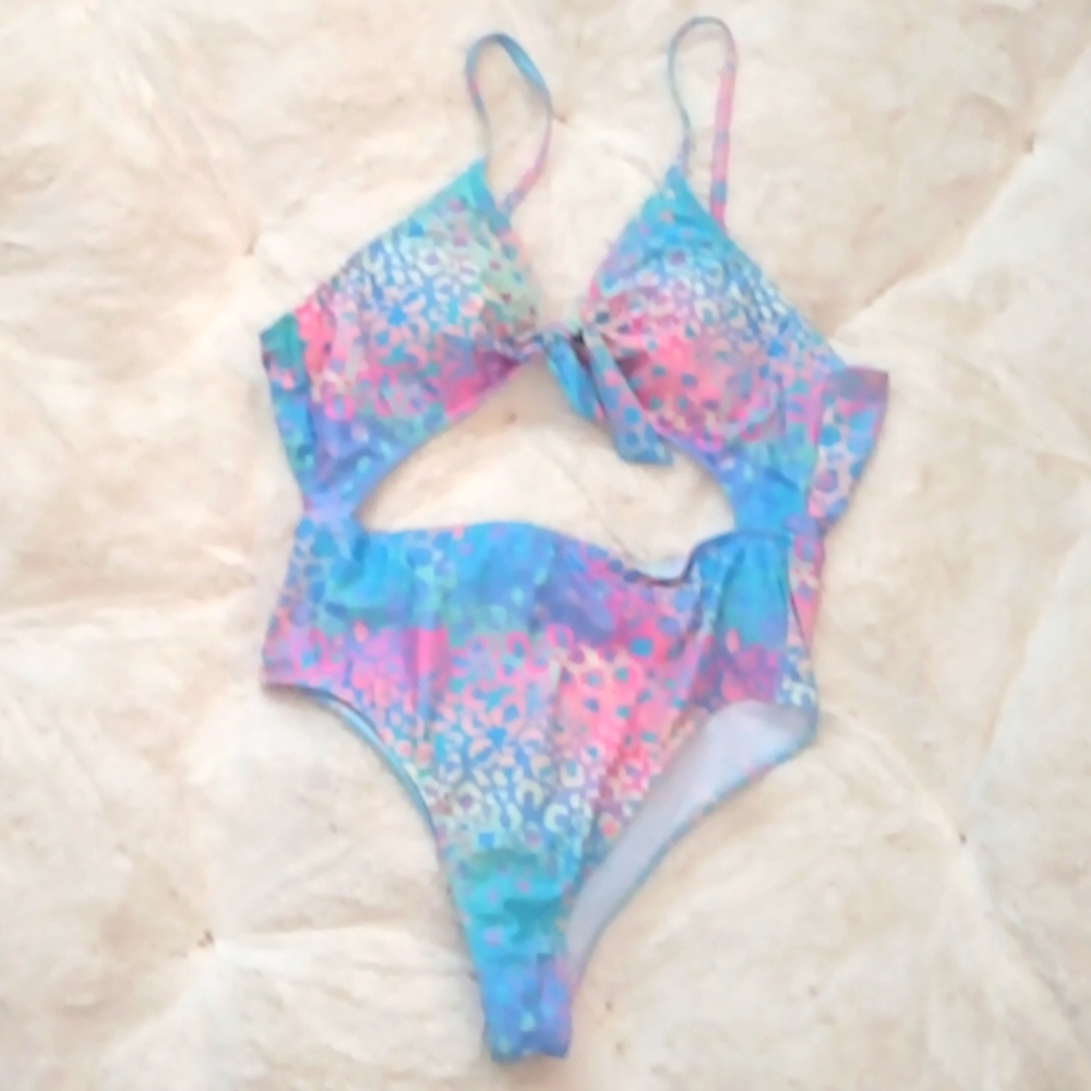 SHEIN bathing suit